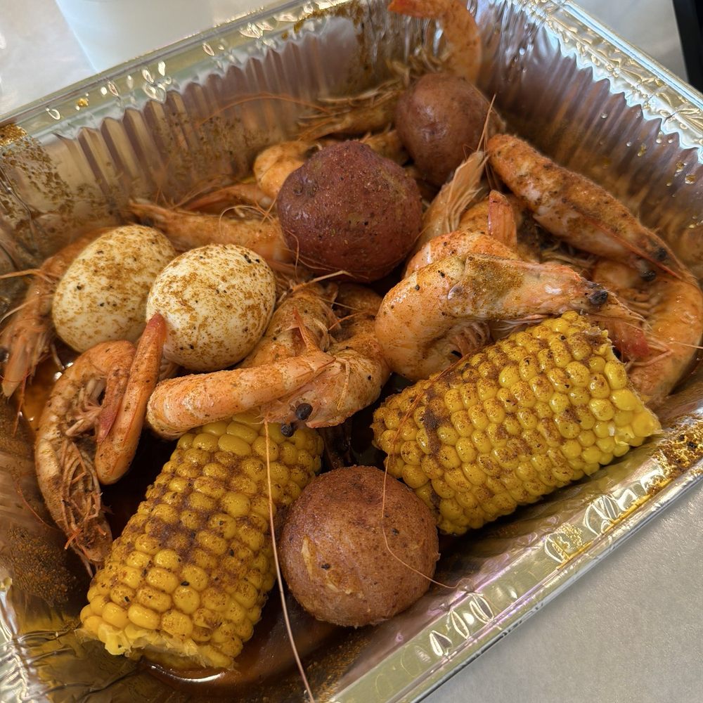 Bubbas Crab House - 1 lb shrimp corn boiled egg potato - Cajun/Creole Near Me - Rowland Heights, California