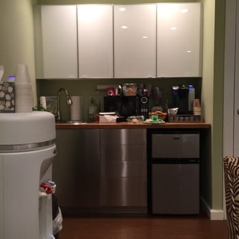 Chiromom - Nice waiting room! - Chiropractors Near Me - Bellmore, New York