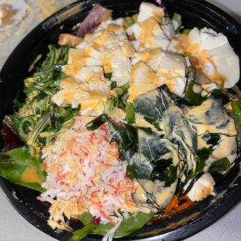Okii Poke - Webster - a bowl of food on a table - Hawaiian Near Me - Webster, Texas