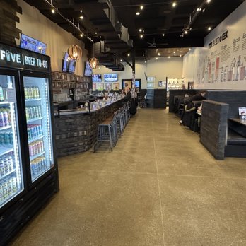Inside the Five - Perrysburg - Inside - Brewpubs Near Me - Perrysburg, Ohio
