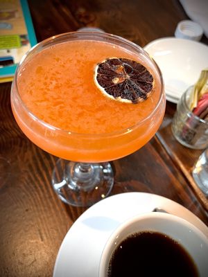 Fringe Bar by null