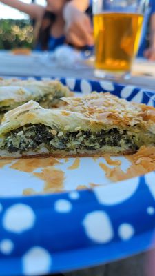 Walter's Tavern by null