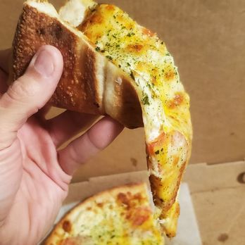 Olisi's NY - White pizza - Pizza Near Me - Tonawanda, New York