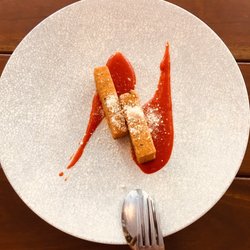 albis taverna - Polenta with capsicum purée