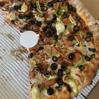 Uncle Ernie's Pizza - Vegetarian pizza - Pizza Near Me - Chatsworth, California Uncle Ernie's Pizza - Vegetarian pizza - Pizza Near Me - Chatsworth, California