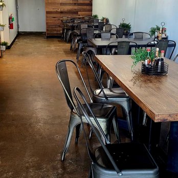 Fresheria - Inside seating - Juice Bars & Smoothies Near Me - Bonita, California