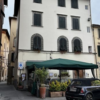 Da Gigi - Outside seating - Trattorie Near Me - Lucca, LU