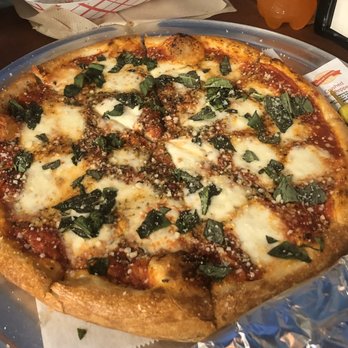 615 Pizza and Pasta - Margarita pizza - Pizza Near Me - Nashville, Tennessee