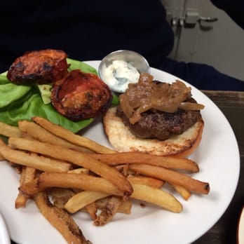 Saraghina Restaurant - I laughed so hard "who told him to order a burger from an italian restaurant" - Pizza Near Me - Brooklyn, New York Saraghina Restaurant - I laughed so hard "who told him to order a burger from an italian restaurant" - Pizza Near Me - Brooklyn, New York