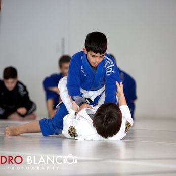 Daniel Gracie Academy - Hyannis - Muay Thai Near Me - Hyannis, Massachusetts Daniel Gracie Academy - Hyannis - Muay Thai Near Me - Hyannis, Massachusetts
