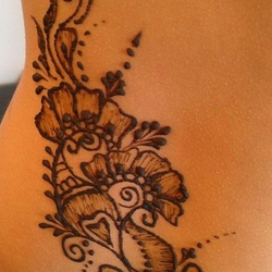 Bhumi Threading & Henna Tattoo