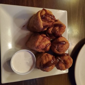 Bailey's Smokehouse - Delicious Mac and Chesse Egg Roll - Barbeque Near Me - Blauvelt, New York