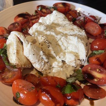 Carrabba's Italian Grill - Tomato caprese salad - Italian Near Me - Miami, Florida