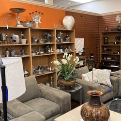Turn Style Consignment