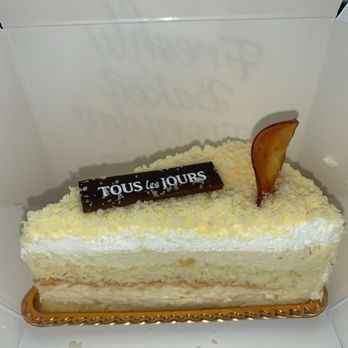 Tous Les Jours - Sweet potato cloud cake (seasonal) - Bakeries Near Me - Troy, Michigan