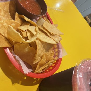 Maciel's Tortas & Tacos - Salsa and Chips - Mexican Near Me - Memphis, Tennessee