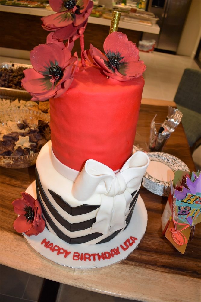 VREJ PASTRY 98 Photos & 112 Reviews Bakeries 1074 N Allen Ave