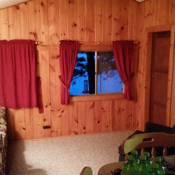 Loon Point Resort - Jack Pine living room - Resorts Near Me - Bigfork, Minnesota
