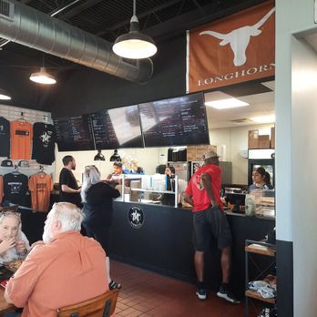 Moreno Burger Co - Line - Barbeque Near Me - Austin, Texas