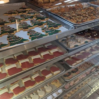 Efren's Bakery - Holiday cookies - Bakeries Near Me - Lake Forest, California Efren's Bakery - Holiday cookies - Bakeries Near Me - Lake Forest, California