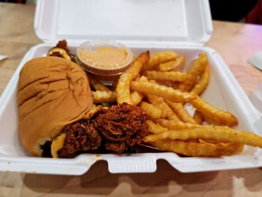 Dave's Hot Chicken by null