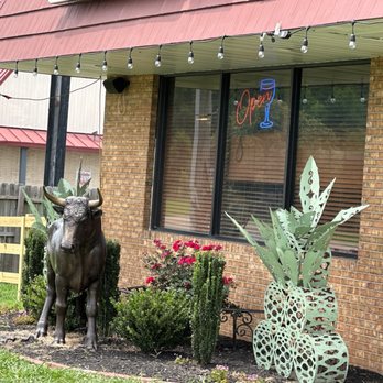 El Torito - Outside - Mexican Near Me - Sandston, Virginia