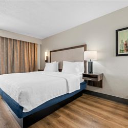 Hampton Inn Birmingham/Trussville - Guest room