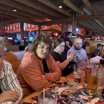 Texas Roadhouse - Profile of texas roadhouse waitress. - American Near Me - Concord, New Hampshire