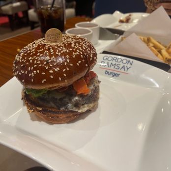Gordon Ramsay Burger Las Vegas - Burgers Near Me - Las Vegas, Nevada Gordon Ramsay Burger Las Vegas - Burgers Near Me - Las Vegas, Nevada