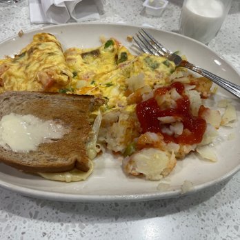 Murray Hill Diner - Diners Near Me - New York, New York
