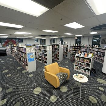 Edwardsville Public Library - Youth Library! - Libraries Near Me - Edwardsville, Illinois