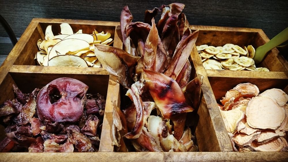 Pet Food Platters Image
