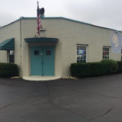 Helen's Corner Bar & Restaurant - Old entrance (now blocked)