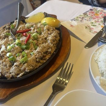 Patio Filipino - Sizzling Bangus Sisig - Filipino Near Me - San Bruno, California