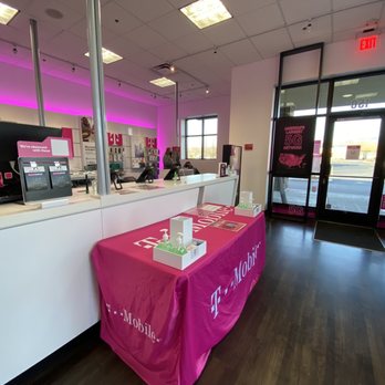 T-Mobile - Mobile Phones Near Me - Boise, Idaho