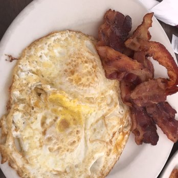 Belleville Pancake House - Bacon & over medium eggs - Diners Near Me - Belleville, Illinois Belleville Pancake House - Bacon & over medium eggs - Diners Near Me - Belleville, Illinois
