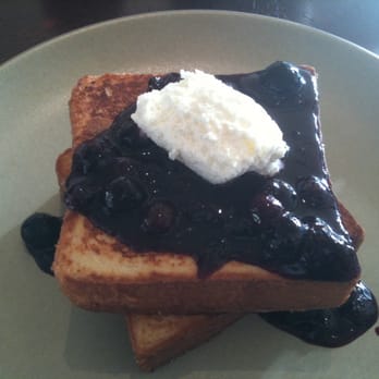 NoMI - Brioche French toast with Michigan blueberries - Bars Near Me - Chicago, Illinois