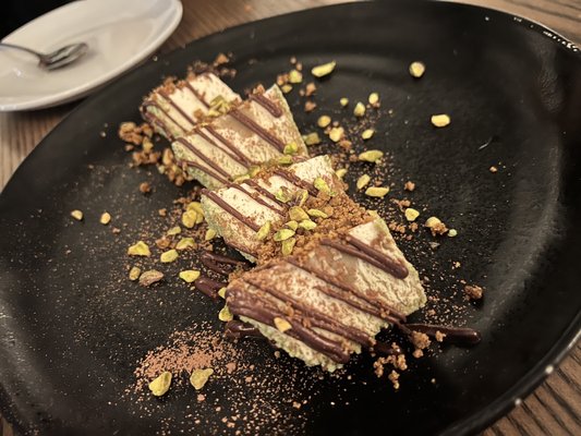 Luca Osteria by null