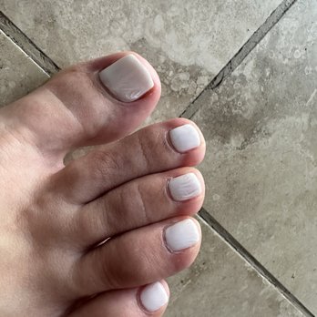 Nail Island - Horrible paint job - Nail Salons Near Me - Lomita, California