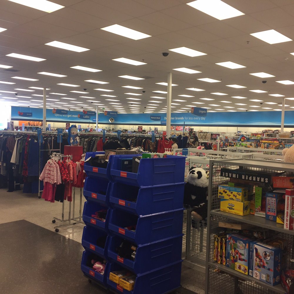 Lots of items Lots of items