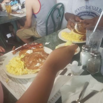 Mr. Pancake - Pancakes, eggs, & bacon - American Near Me - Wisconsin Dells, Wisconsin Mr. Pancake - Pancakes, eggs, & bacon - American Near Me - Wisconsin Dells, Wisconsin