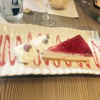 Monica - La tarta de queso fresco con arándanos - Spanish Near Me - Palamos, GI Monica - La tarta de queso fresco con arándanos - Spanish Near Me - Palamos, GI