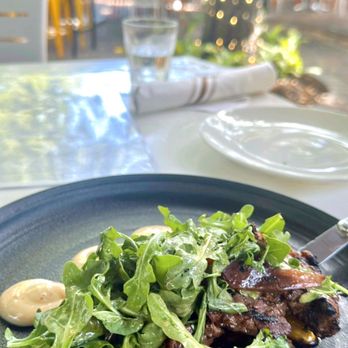 Glass & Vine - Steak Frites, fingerling potatoes, dressed arugula and chipotle aioli - New American Near Me - Miami, Florida Glass & Vine - Steak Frites, fingerling potatoes, dressed arugula and chipotle aioli - New American Near Me - Miami, Florida