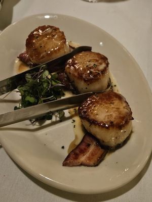 Bob's Steak & Chop House by null