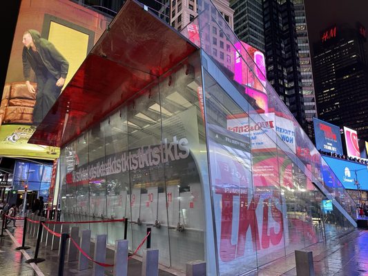 TKTS Times Square by null