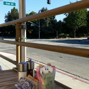 Bea Bea's - View from back patio - Coffee & Tea Near Me - Burbank, California