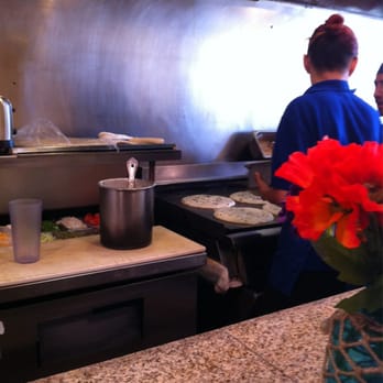 Night & Day Cafe - Like a home cooked breakfast right in front of my eyes. Love it - Beer Bar Near Me - Coronado, California