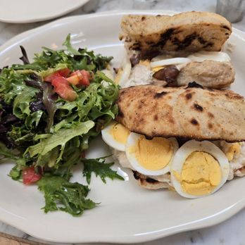 Met Her At A Bar - Tuna sandwich - New American Near Me - Santa Monica, California Met Her At A Bar - Tuna sandwich - New American Near Me - Santa Monica, California