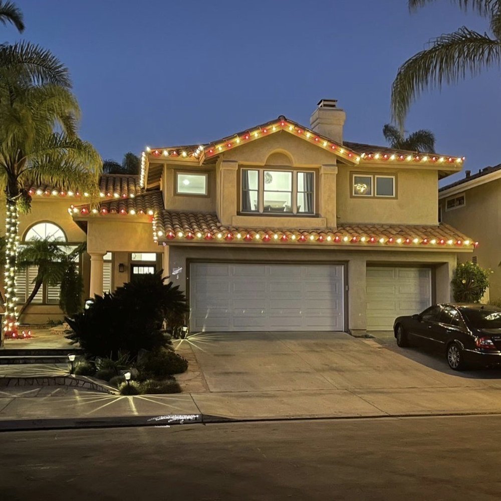 Holiday Light Installations - Holiday Decorating Services Near Me Holiday Light Installations - Holiday Decorating Services Near Me