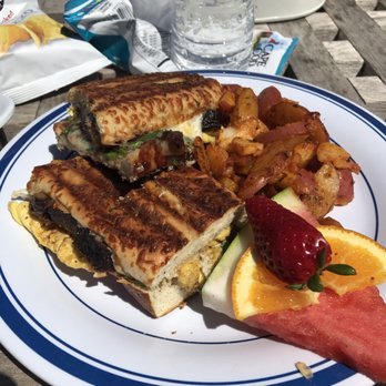 Belle's - Daybreak panini - Cafes Near Me - Newport, Rhode Island